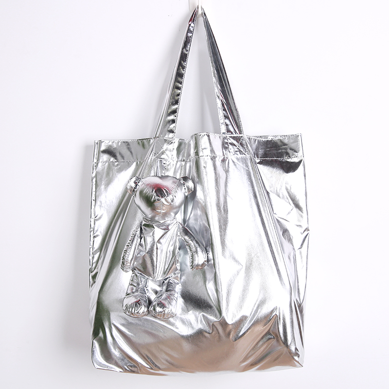 Women'S Reebok Bags - 친환경 실버 코팅 곰돌이 무늬 면