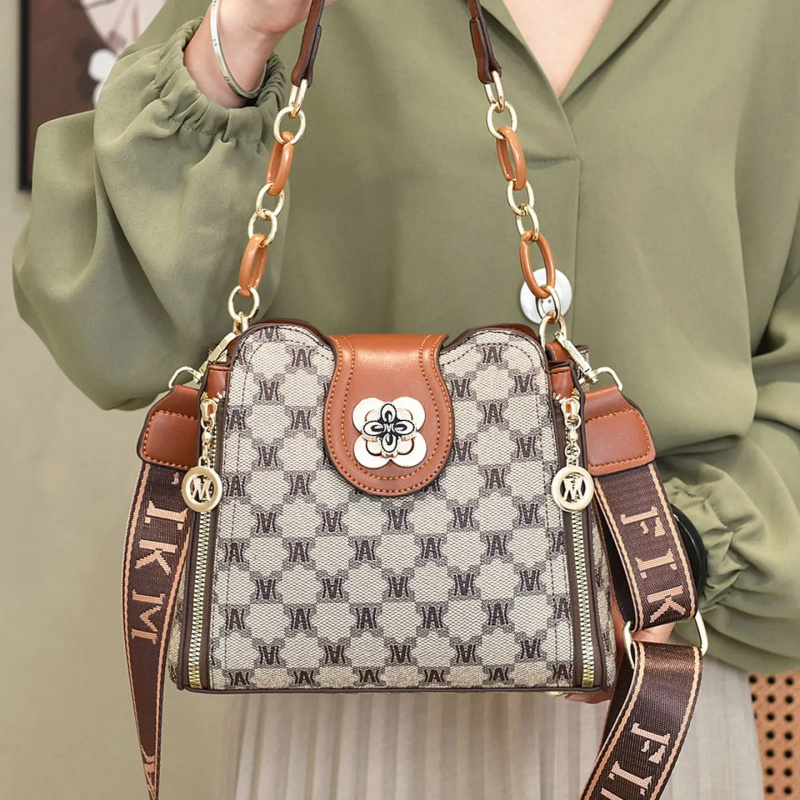 빈티지 레터 프린트 숄더백, 패셔너블하고 다용도로 활용 - Women Bags Crossbody 리뷰 및 가격